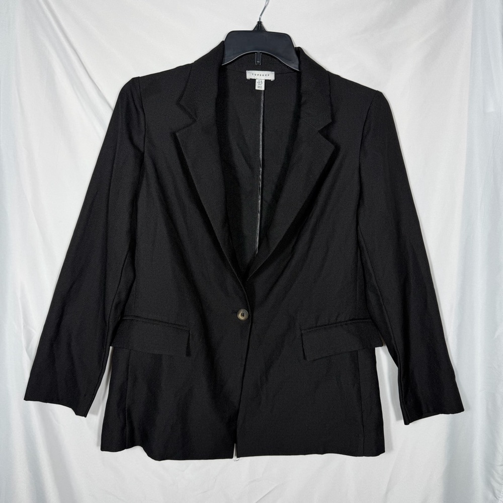 Topshop Women's Black Blazer With 2 Pockets. One Button Closure.  Size 6. NWOT.